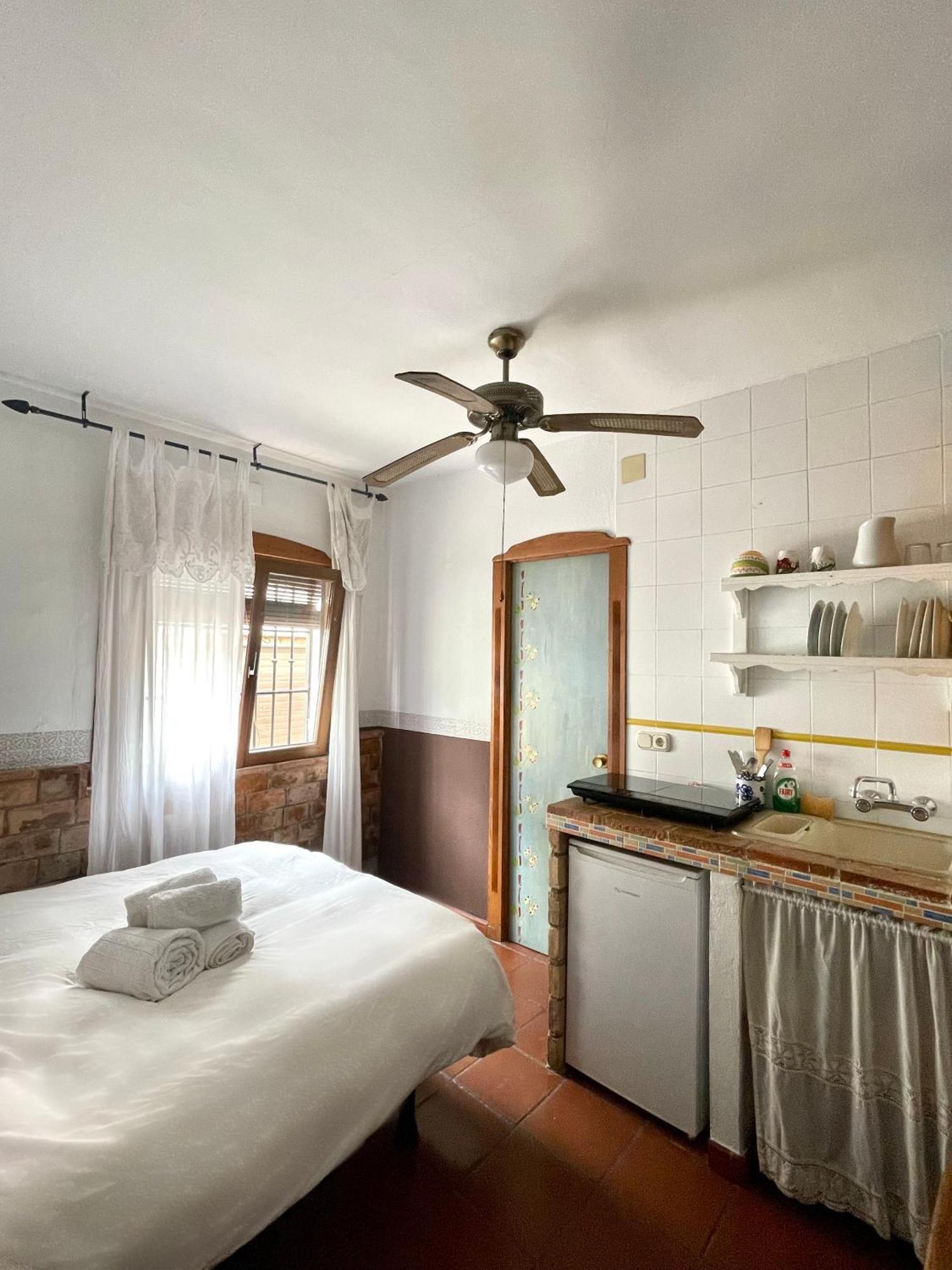 Habitación en casa particular Con Bano Y Cocina Privados En Albaicin *