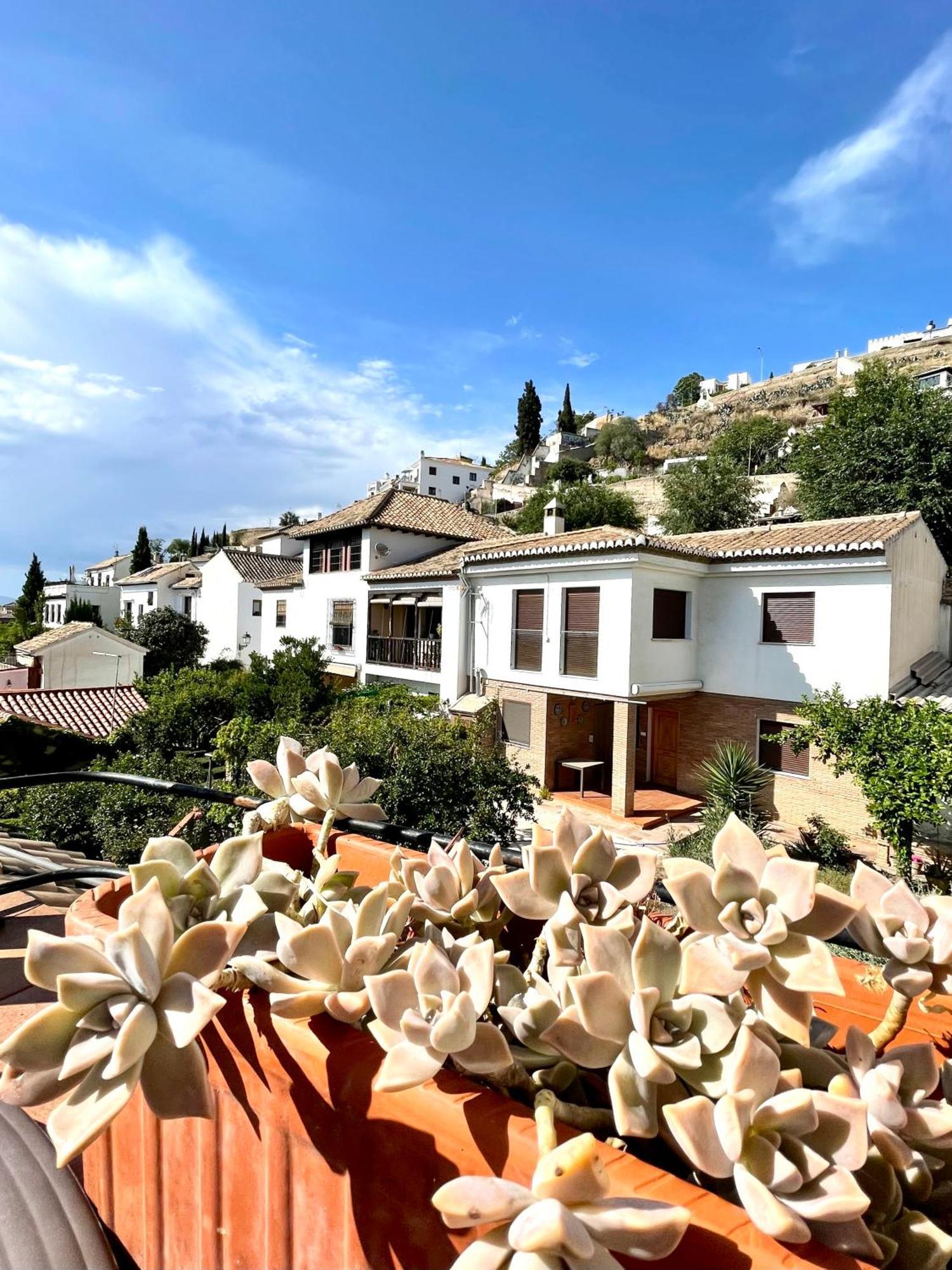 Con Bano Y Cocina Privados En Albaicin Séjour chez l'habitant *